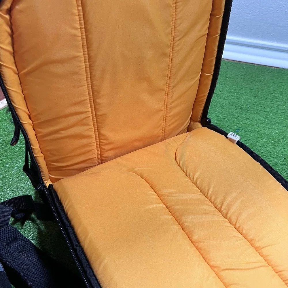 Case Logic‎ SLRC-206 SLR Camera & Laptop Backpack Padded Orange Interior